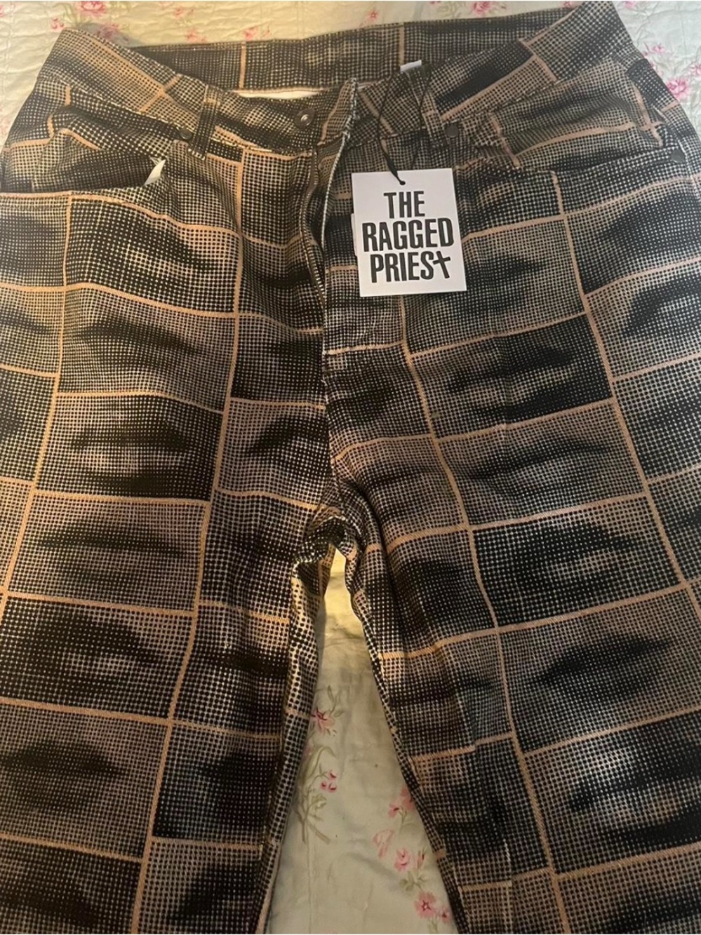 The Ragged Priest Lip Print Graphic Boot Cut Jeans / Pants